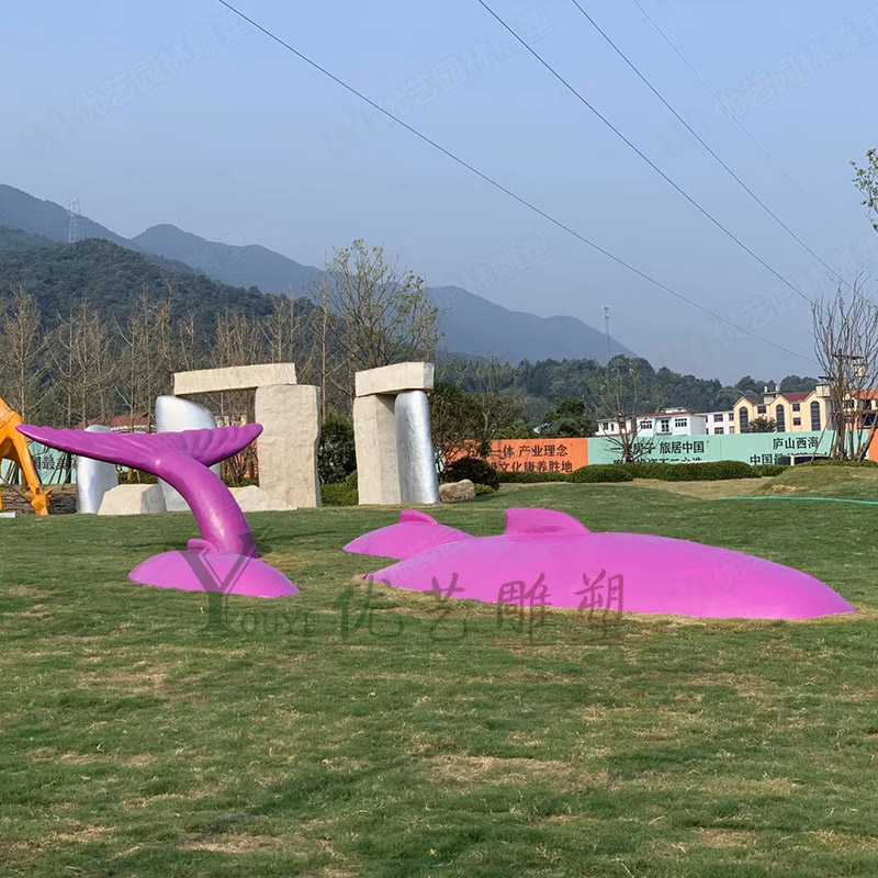 小區(qū)景觀雕塑規(guī)劃時要注意什么呢？