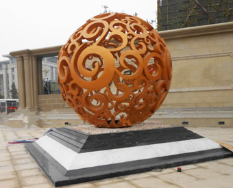 不銹鋼雕塑價格的影響因素有哪些？